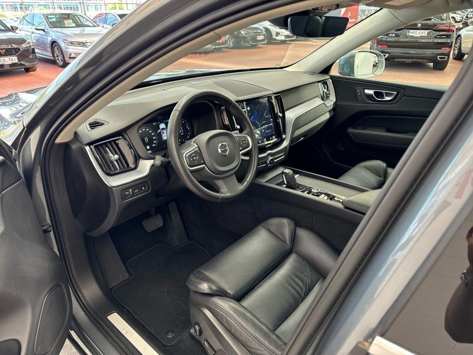 VOLVO XC60 2020