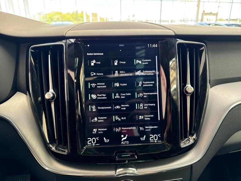 VOLVO XC60 2020