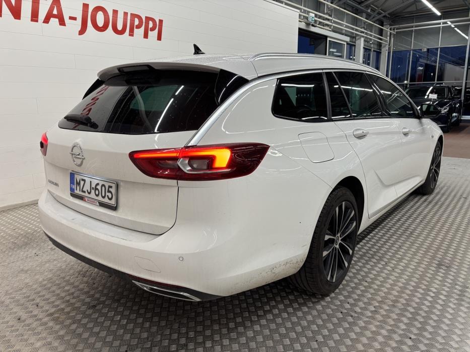 OPEL Insignia 2021