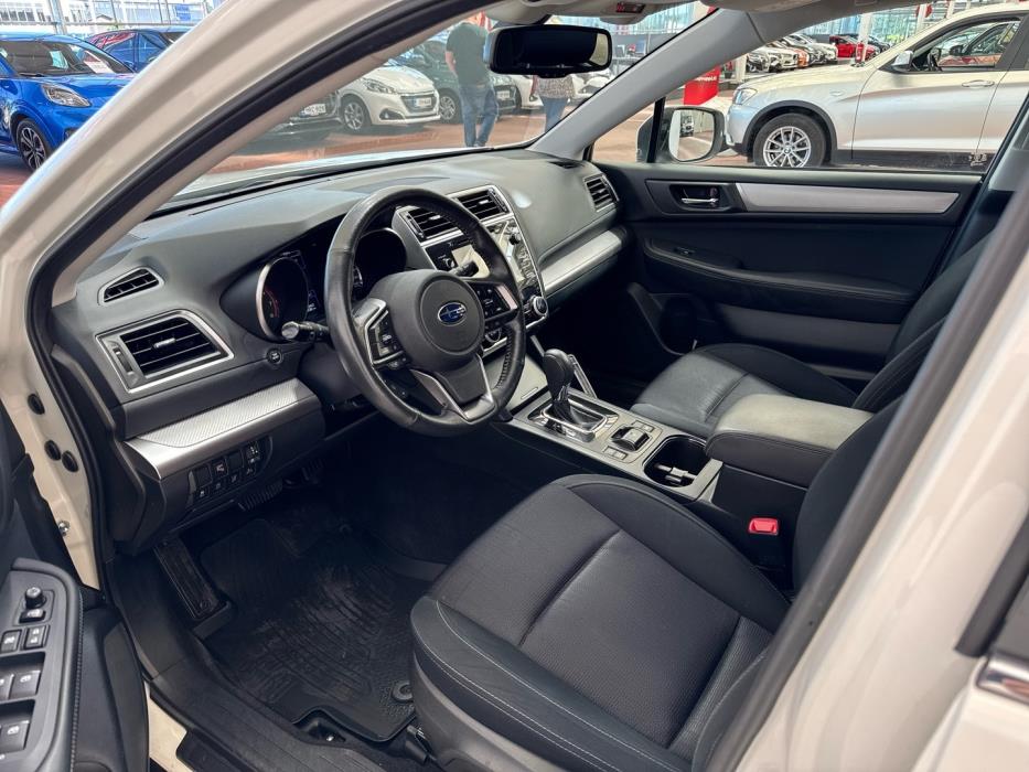 SUBARU Outback 2019