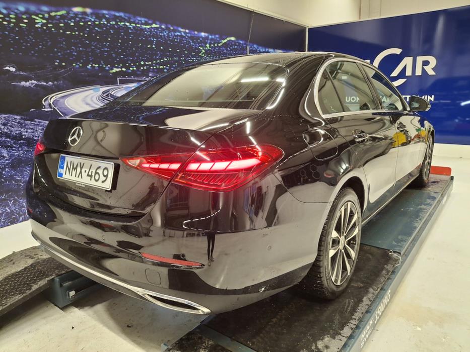 MERCEDES-BENZ C 2023