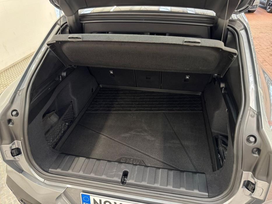 BMW iX2 2025