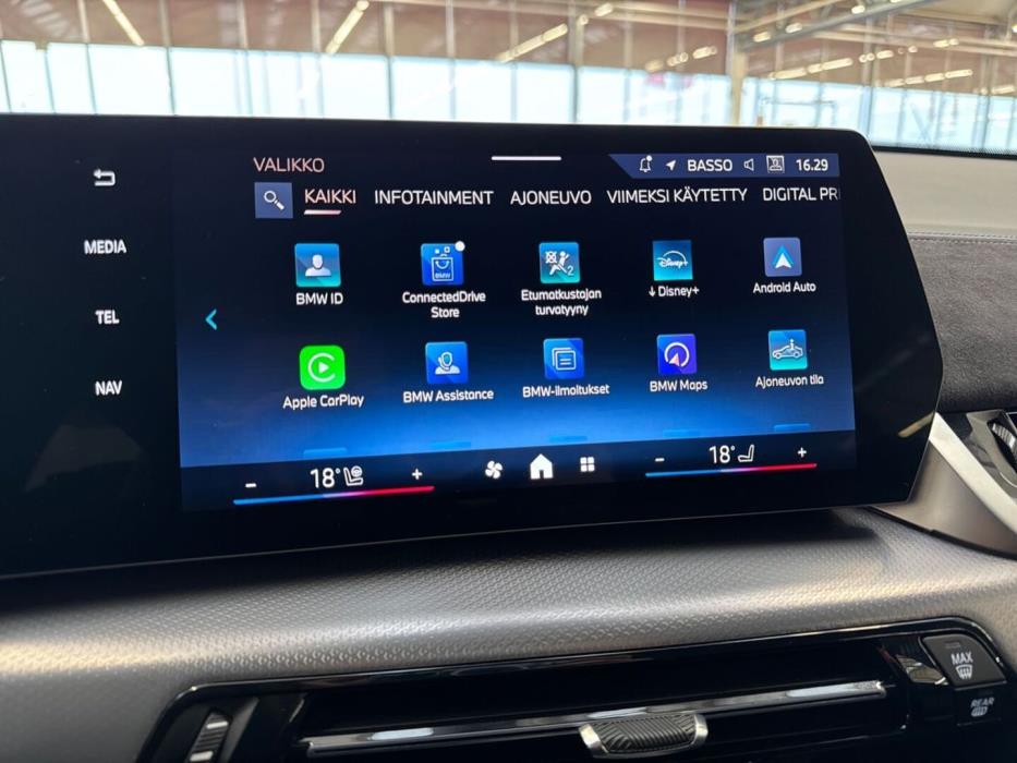 BMW iX2 2025