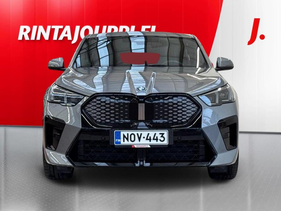 BMW iX2 2025