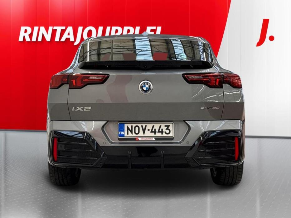 BMW iX2 2025