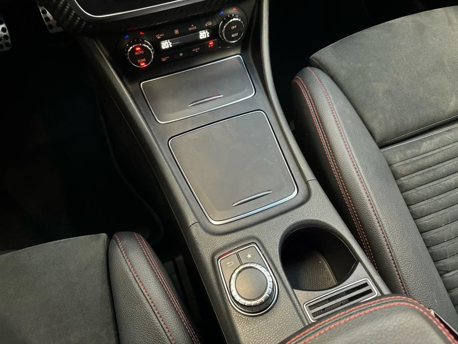 MERCEDES-BENZ A 2016