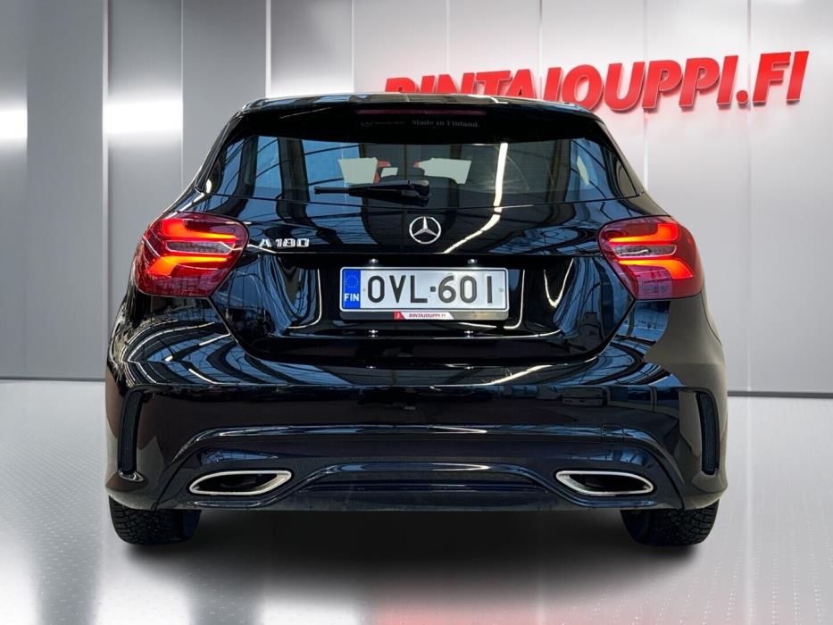 MERCEDES-BENZ A 2016