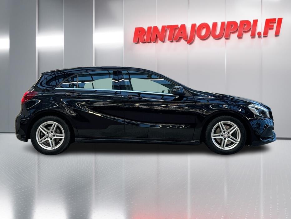 MERCEDES-BENZ A 2016