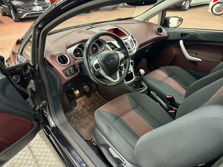 FORD Fiesta 2009
