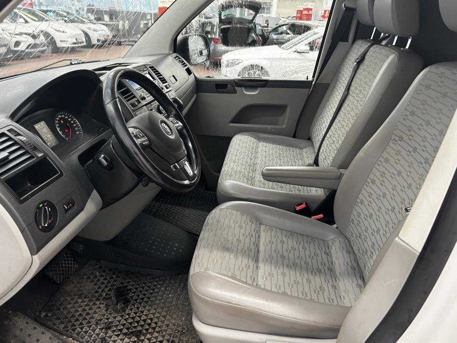 VOLKSWAGEN Transporter 2010