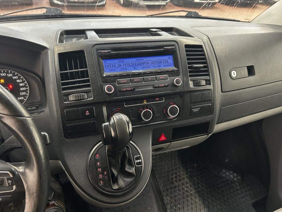 VOLKSWAGEN Transporter 2010