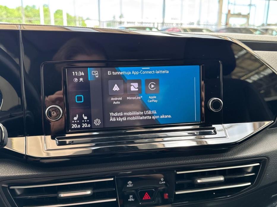 VOLKSWAGEN Caddy 2023