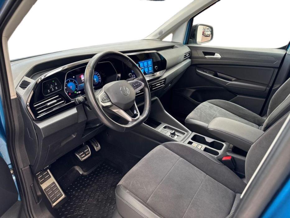 VOLKSWAGEN Caddy 2023