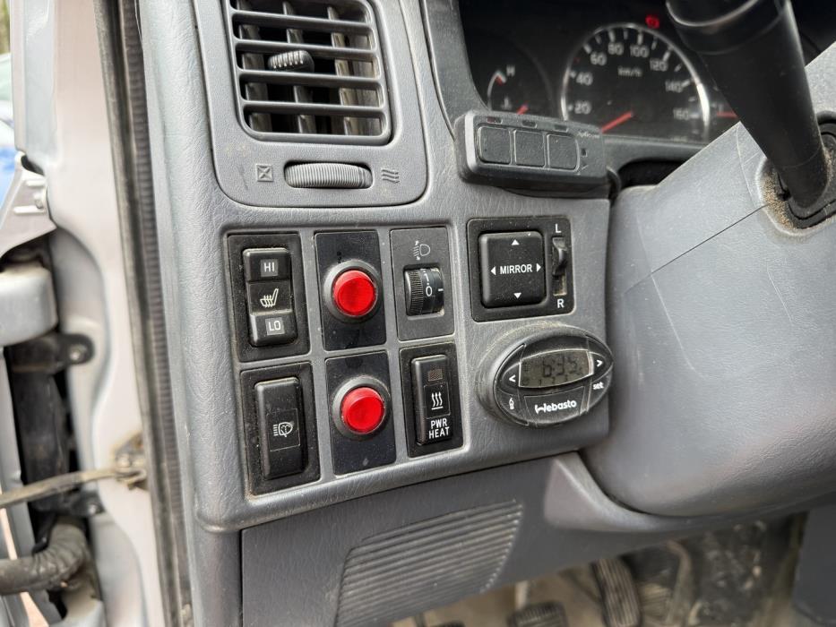 TOYOTA Hiace 2010