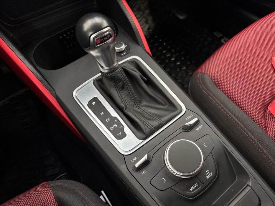 AUDI Q2 2017