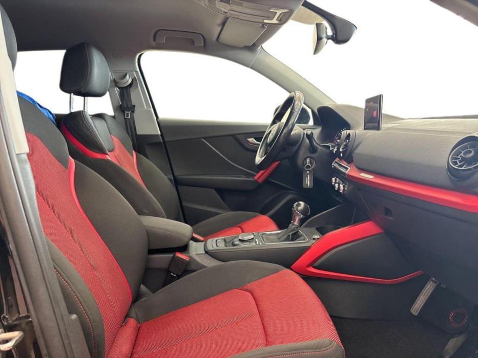 AUDI Q2 2017