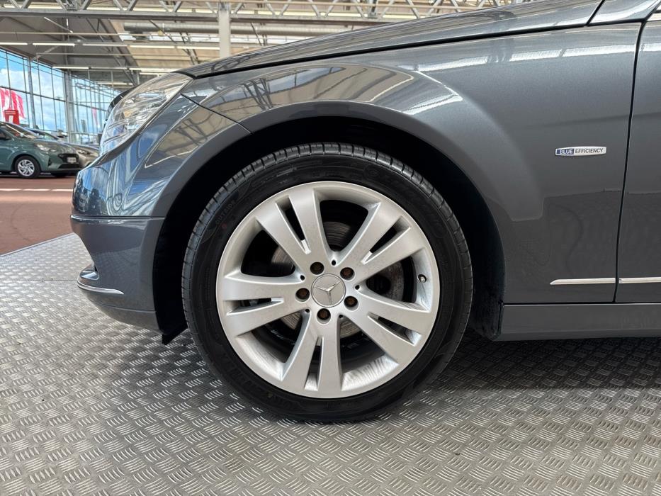 MERCEDES-BENZ C 2010