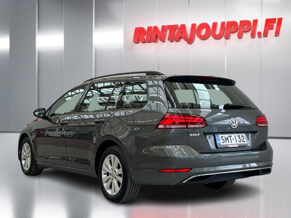 VOLKSWAGEN Golf 2018