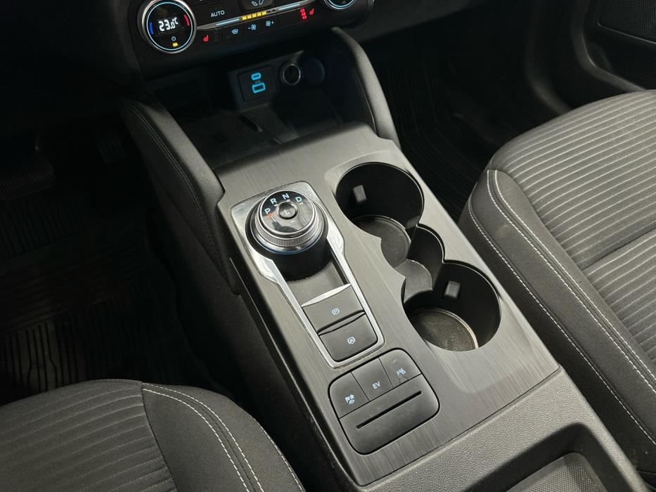 FORD Kuga 2021