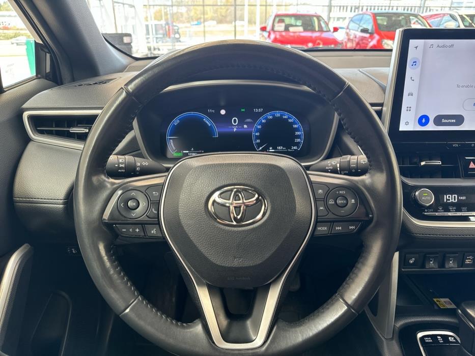 TOYOTA Corolla Cross 2023