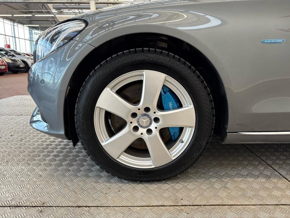 MERCEDES-BENZ C 2017