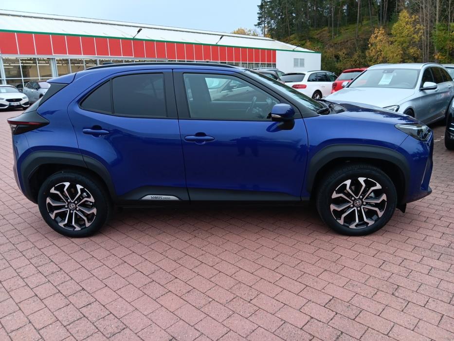TOYOTA Yaris Cross 2026