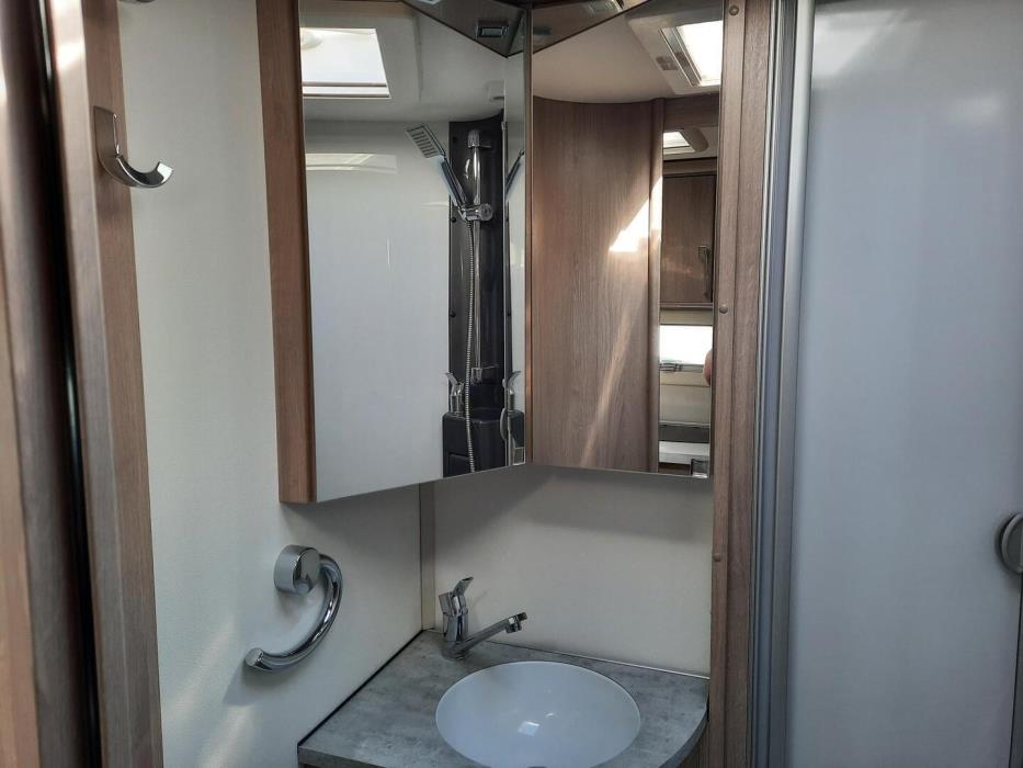 KABE Travel Master Classic 740 LGB 2021