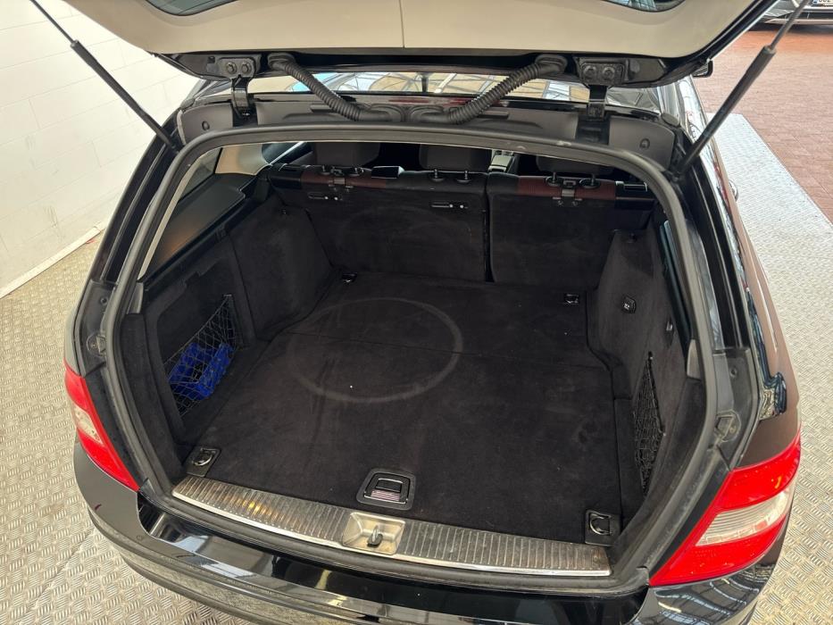 MERCEDES-BENZ C 2008