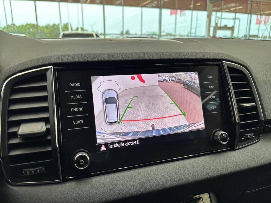 SKODA Karoq 2023