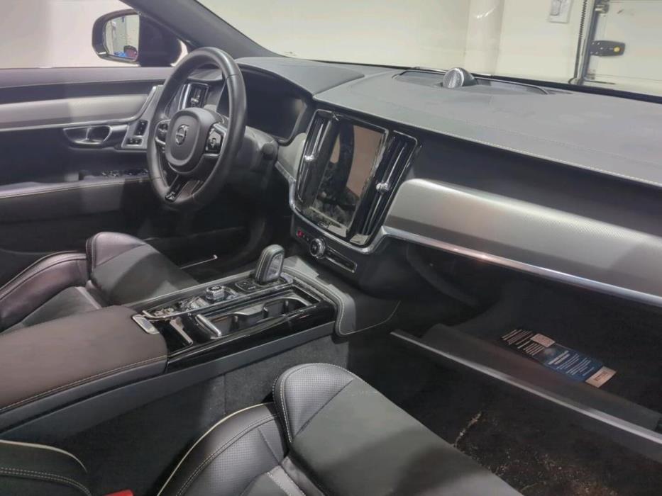 VOLVO S90 2021