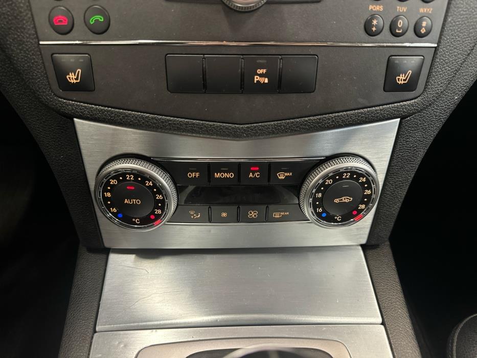 MERCEDES-BENZ C 2010