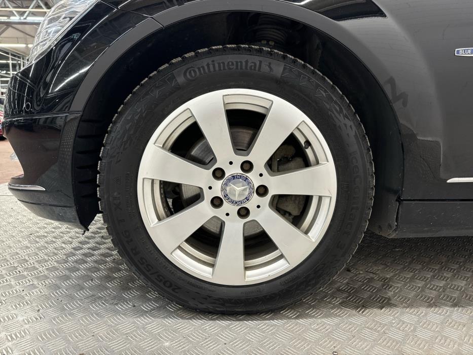 MERCEDES-BENZ C 2010