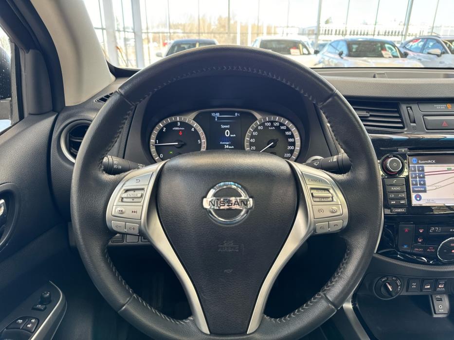 NISSAN Navara 2018