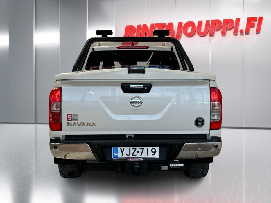 NISSAN Navara 2018