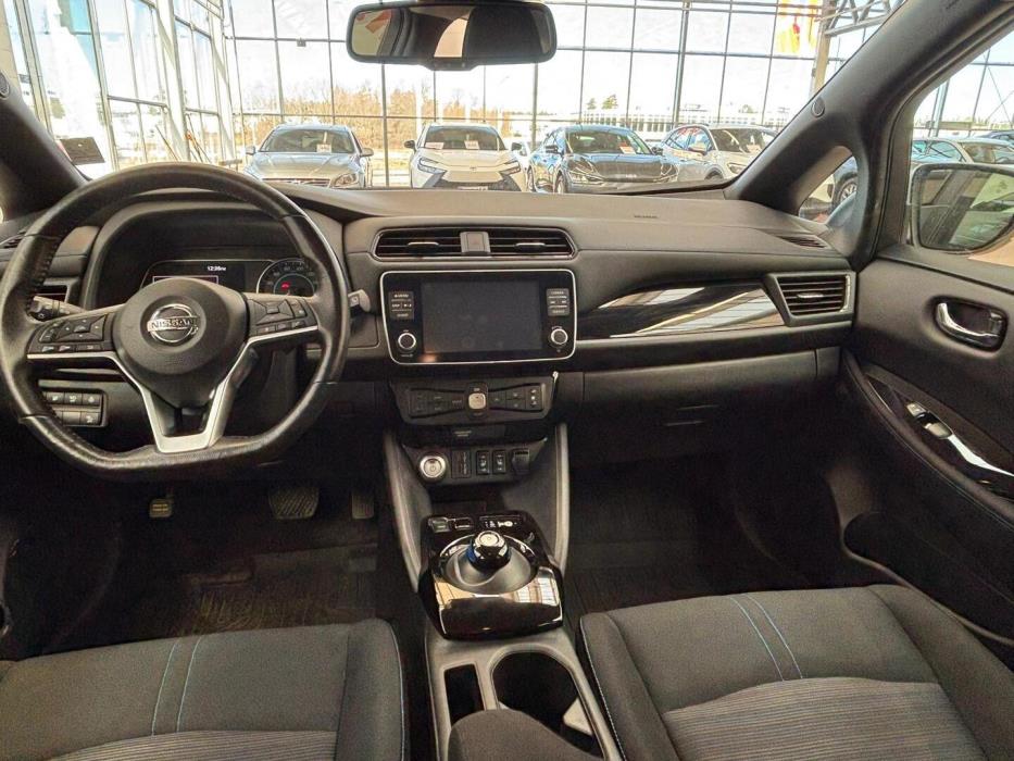 NISSAN Leaf 2021