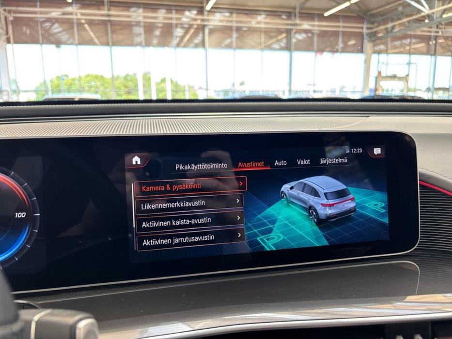 MERCEDES-BENZ EQC 2020