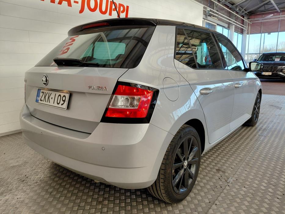 SKODA Fabia 2015