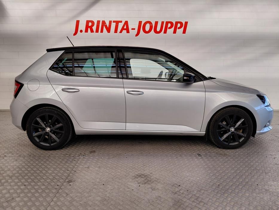 SKODA Fabia 2015