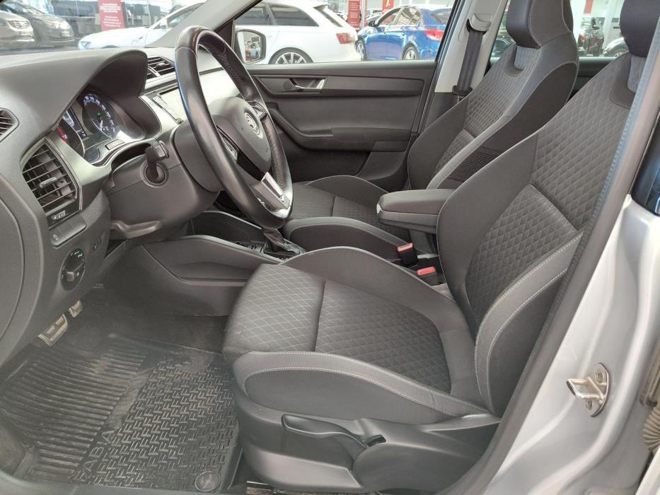 SKODA Fabia 2015