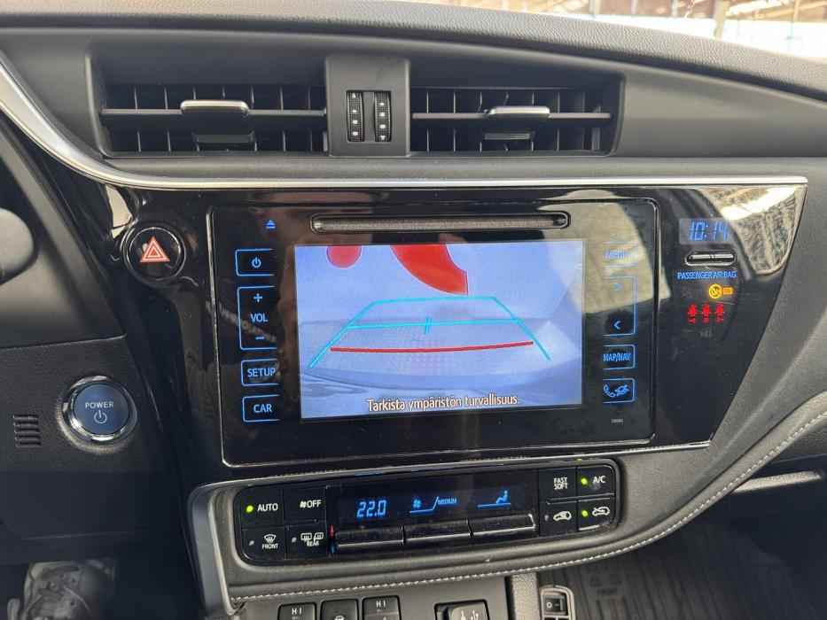 TOYOTA Auris 2017