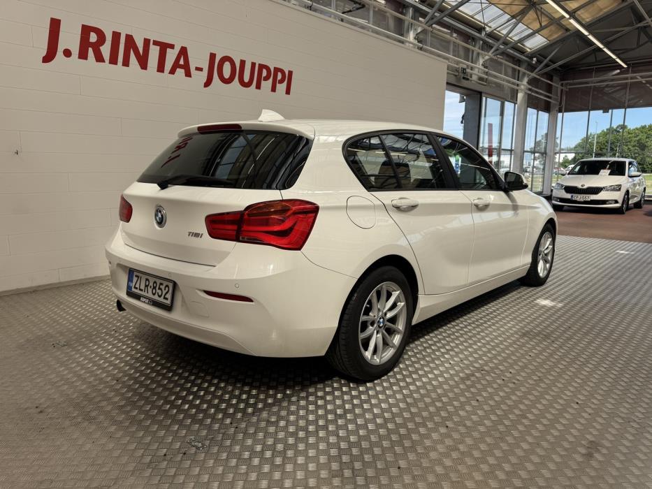 BMW 118 2017