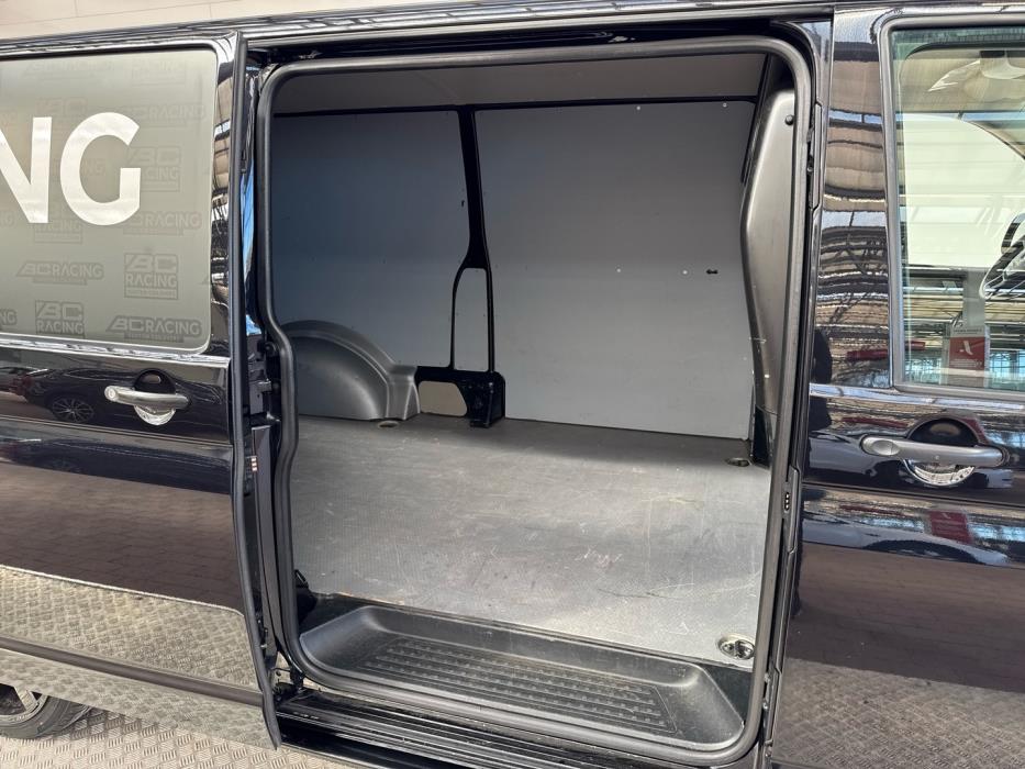 VOLKSWAGEN Transporter 2019