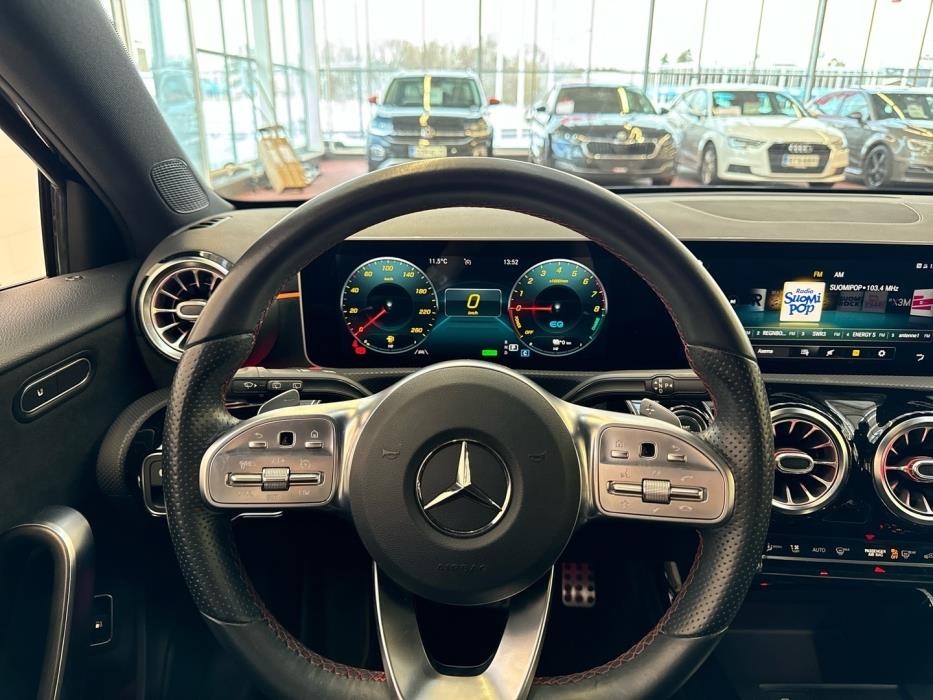 MERCEDES-BENZ A 2020