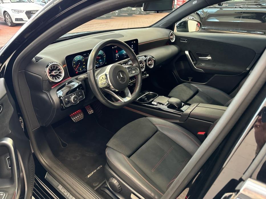 MERCEDES-BENZ A 2020