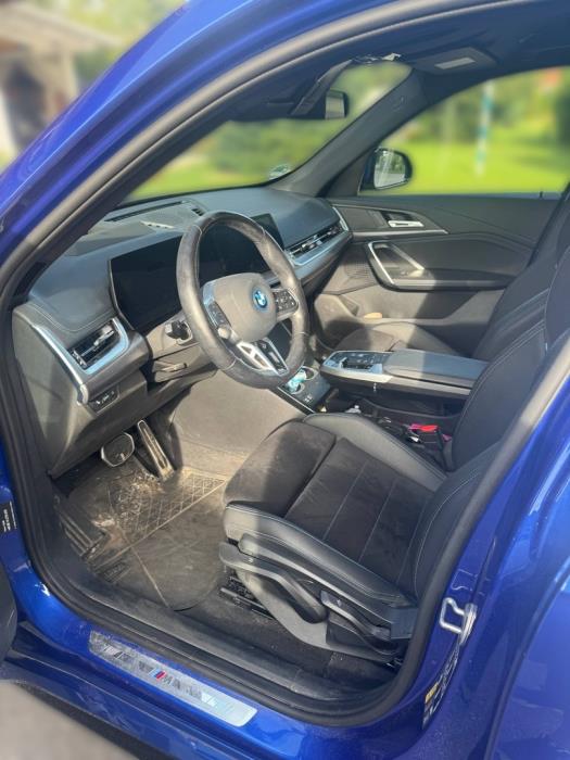 BMW iX1 2023
