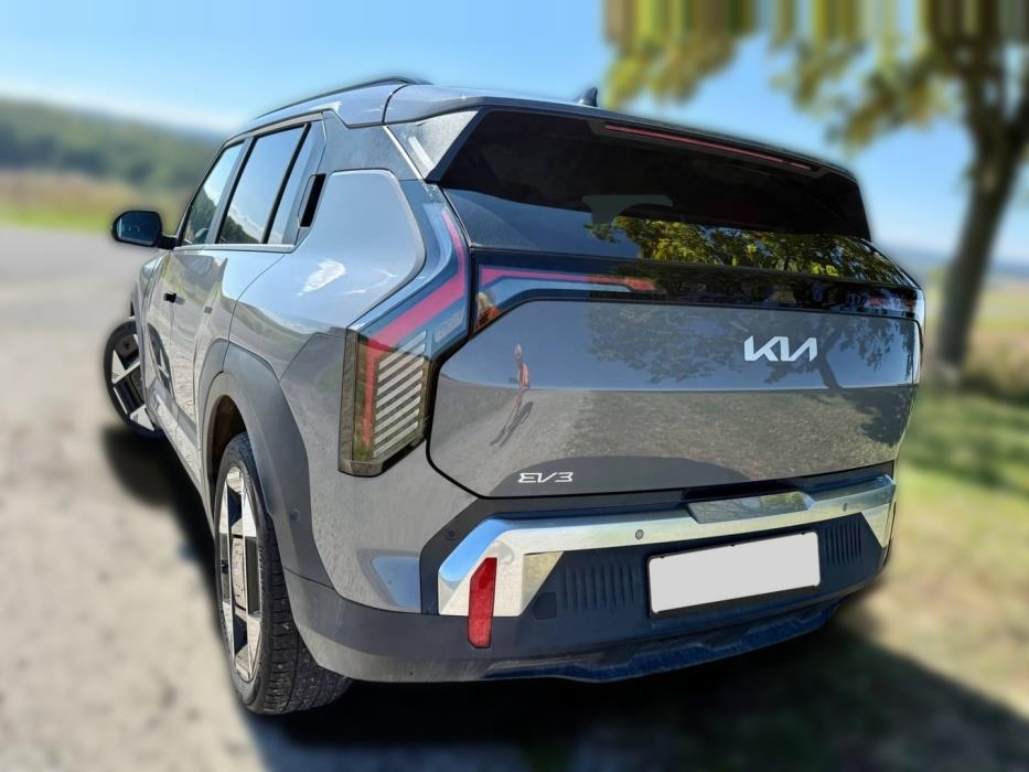 KIA EV3 2025