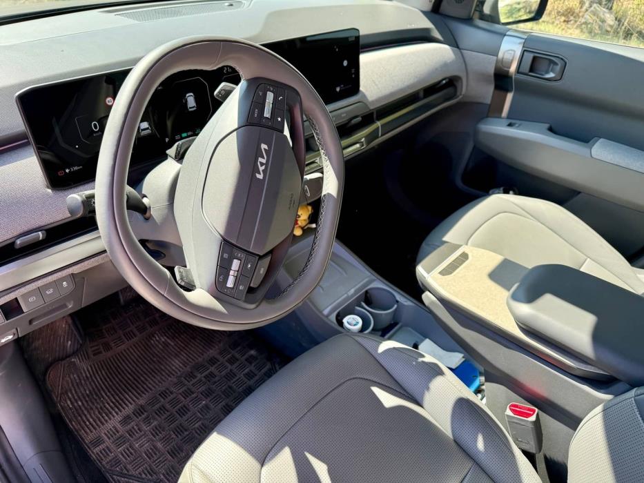 KIA EV3 2025