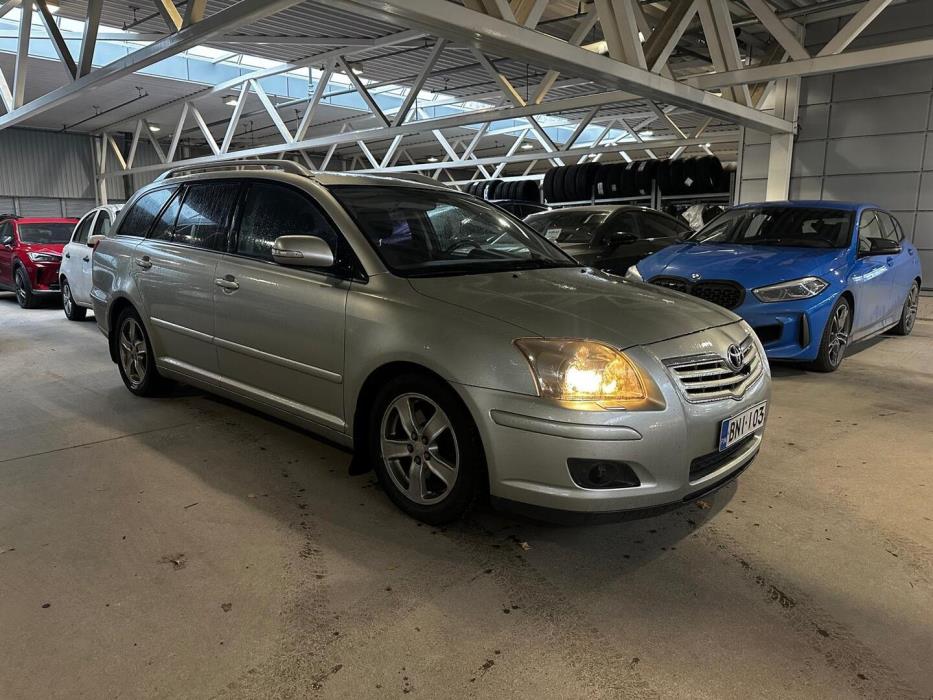 TOYOTA Avensis 2007