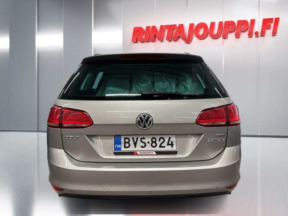 VOLKSWAGEN Golf 2015
