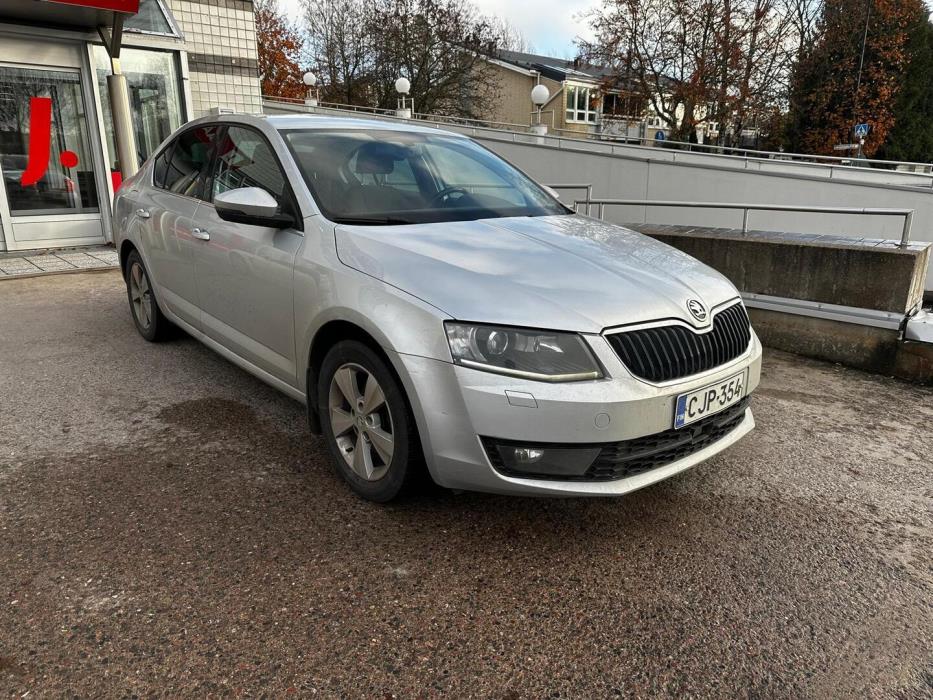 SKODA Octavia 2015